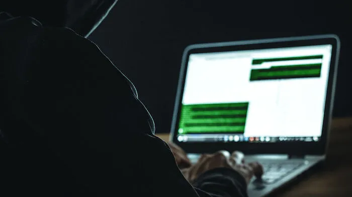 Ein Villacher wurde Opfer eines Internetbetrügers (Symbolfoto)