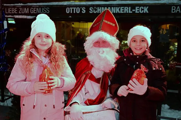 Der Krampus war natürlich ebenfalls zu Gast. Die Krampusse stellten die Fohnsdorfer Gruabenperchten und sie ernteten für ihren Auftritt viel Applaus. 