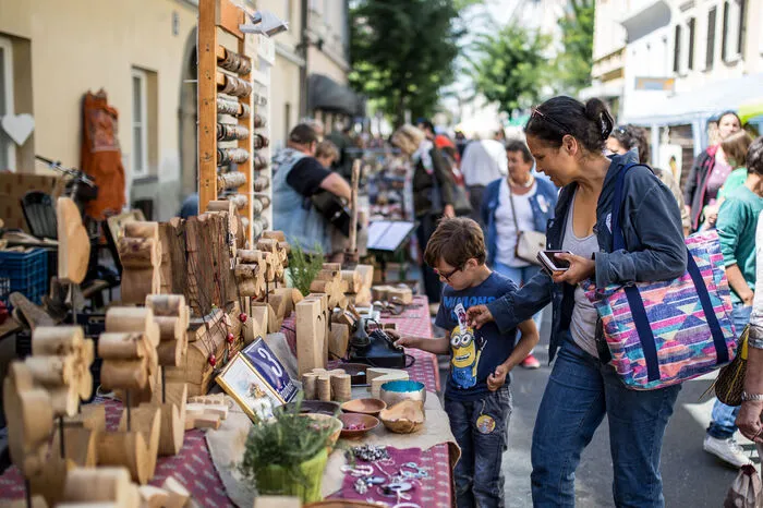 Gustieren, den ganzen Nachmittag lang.