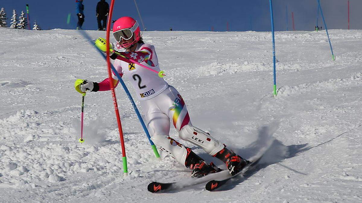 Vanessa Weber gewann den FIS-Slalom auf dem Weltcup-Hang in Kranjska Gora