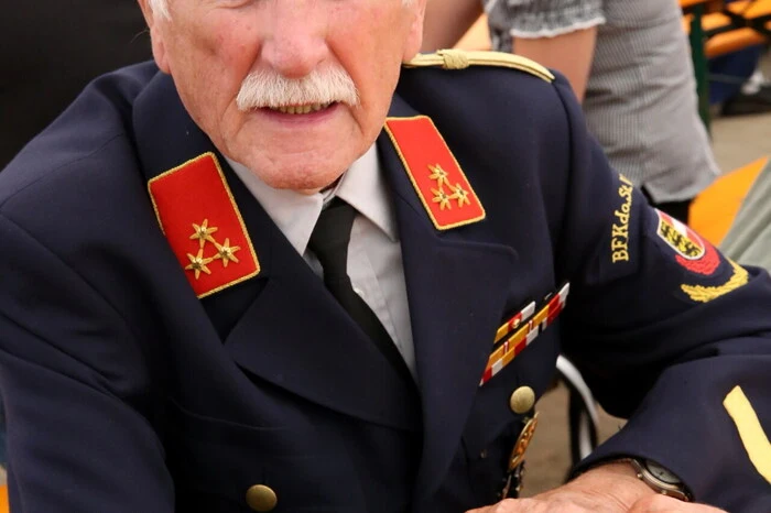 ... sowie der langjährige ehemalige FF-Kommandant Karl Tamegger (94), welcher rund zwei Jahrzehnte der St. Donater Wehr vorstand (Foto).