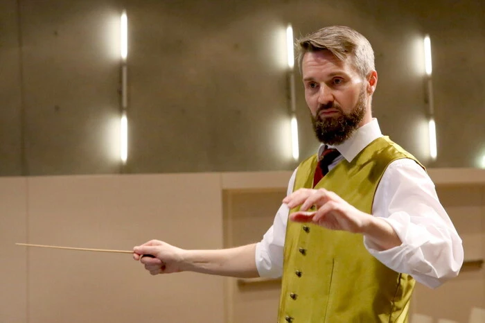 ... unter Kapellmeister Martin Kanduth ...