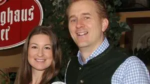 Kathi Reithofer und Werner Großschedl bereiten sich auf die Wiedereröffnung des Gasthofs im Mai vor