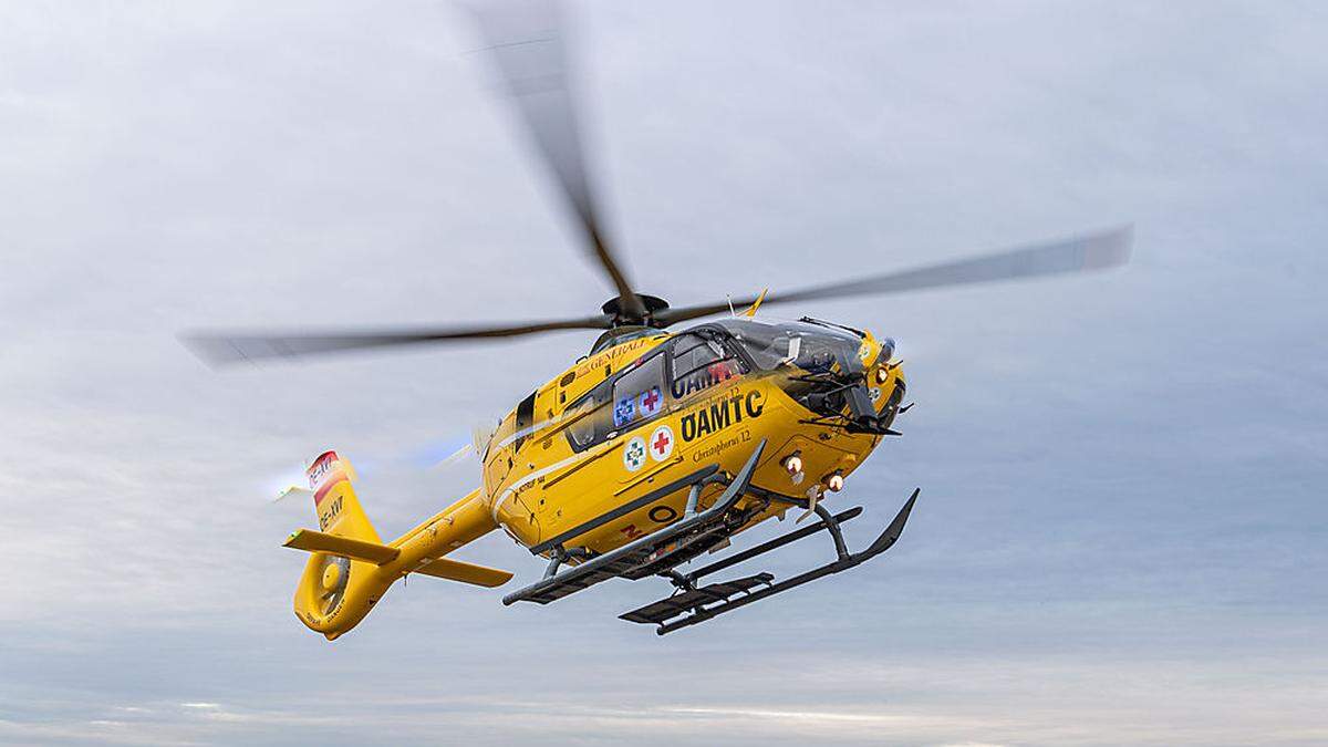 Der Rettungshubschrauber musste den verletzten Radfahrer ins UKH nach Graz bringen