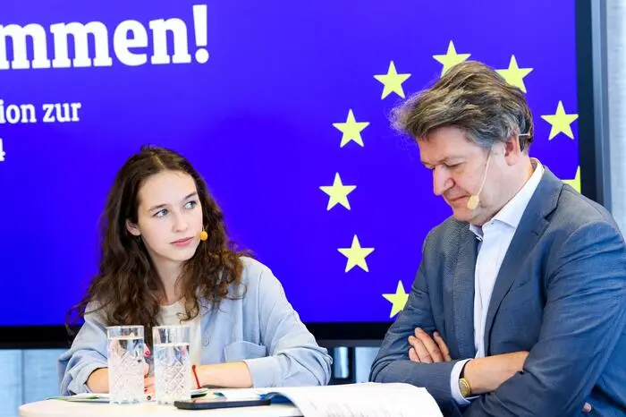 Elefantenrunde, EU Wahl, Kanditaten EU Wahl, Schulen, Schüler, Lena Schilling, Helmut Brandstätter, Harald Vilimsky, Andreas Schieder, Reinhold Lopatka, Graz am 14.05.2024