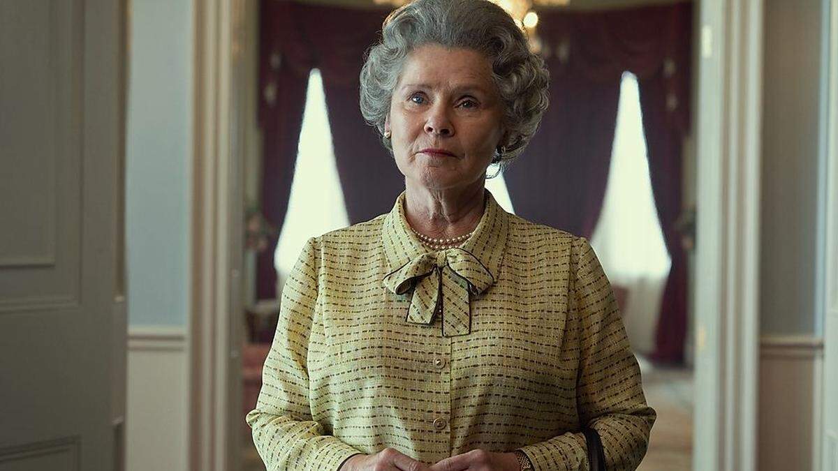 Imelda Staunton gibt in Staffel 5 und 6 Queen Elizabeth II. 