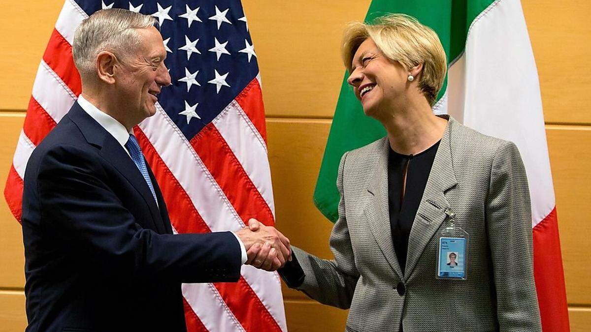 US-Verteidigungsminister Mattis mit seiner italienischen Amtskollegin Pinotti