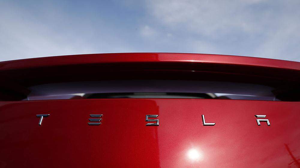 Tesla kämpft weiterhin mit Produktionsproblemen