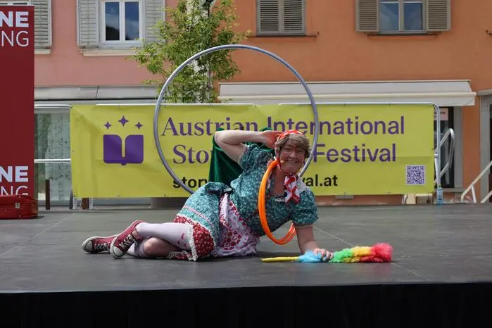 Den Abschluss bildete das „Fest der Fantasie“ am Sonntag auf dem Hauptplatz, das mit Walk Acts, Musik, Clownerie und Mitmachaktionen Jung und Alt in seinen Bann zog