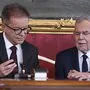 So wie Rudi Anschober mussten sich sämtliche grüne Regierungsmitglieder ein zweites Mal von Bundepräsident Alexander Van der Bellen angeloben lassen, und auch etliche türkise Ministerinnen und Minister.