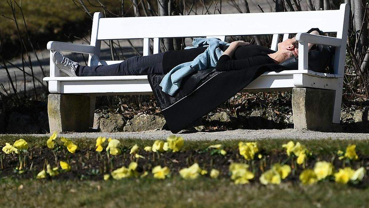 Der frühe Frühlingsbeginn lädt zum Sonnetanken ein