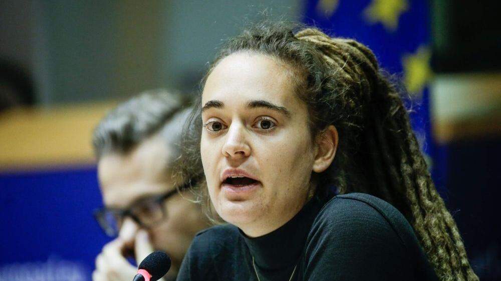Carola Rackete vor dem Europaparlament