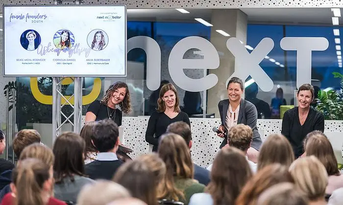 Zu Gast bei einer Diskussionsrunde der Female Founders South in den Räumen des Grazer Next-Incubators: Anja Silberbauer, Cornelia Daniel, Henrike Brandstötter