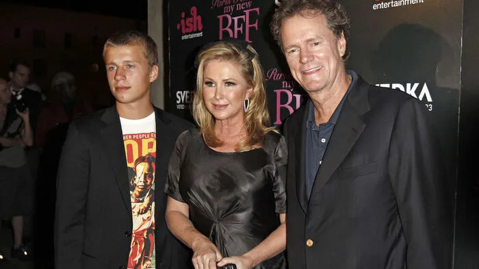 Archivbild: Conrad mit Kathy und Rick Hilton