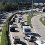 Stau vor der Mautstelle an der A11 am Freitag im Gemeindegebiet von St. Jakob im Rosental