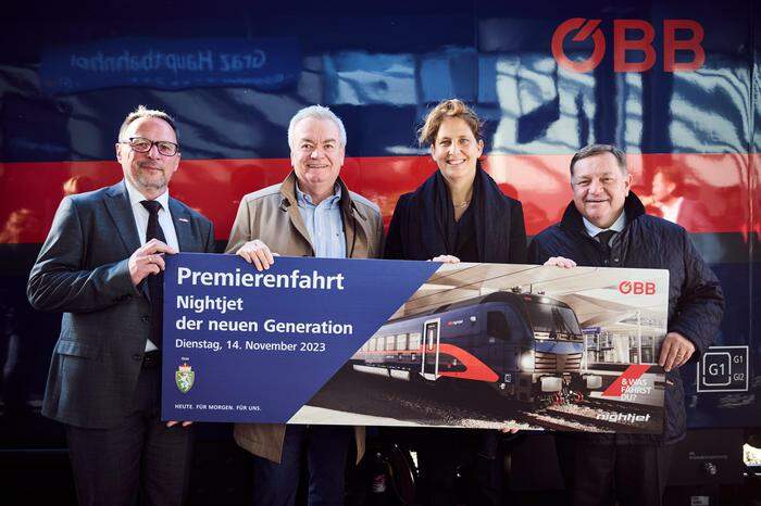 Wallis, Lang, Stock und Amon bei der Vorstellung des neuen Nightjet in Graz
