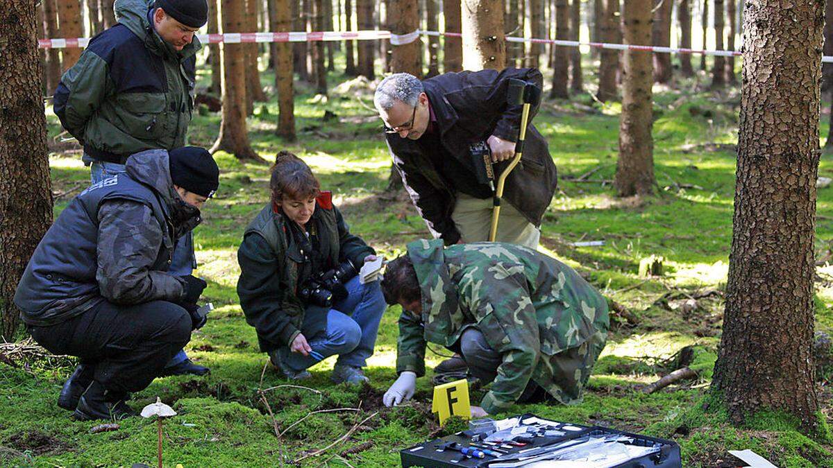 Im Oktober 2008 wurde im Stadtwald von Völkermarkt der verbrannte Leichnam der damals noch unbekannten Frau gefunden