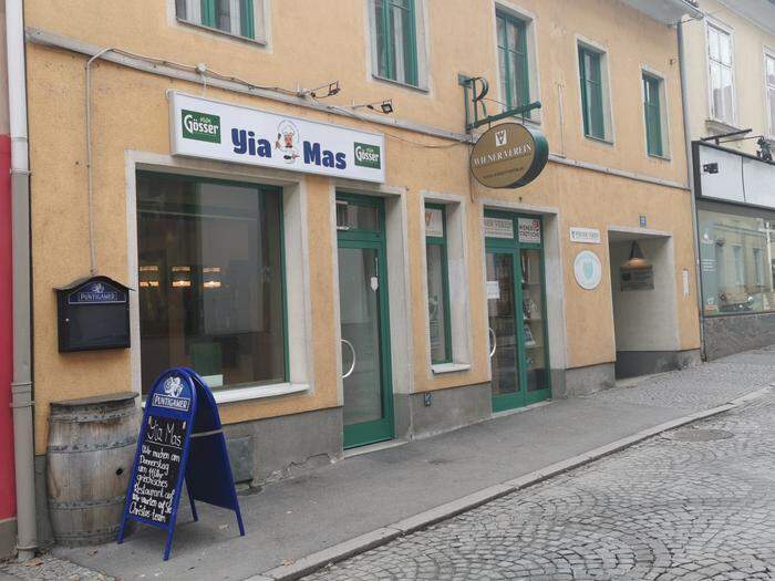In der Johann-Offner-Straße hat nun ein griechisches Restaurant eröffnet
