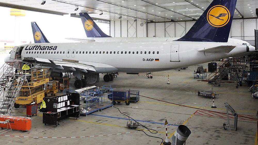 Weil aktuell zahlreiche Flieger stillstehen, will Lufthansa Technik Mitarbeiter abbauen