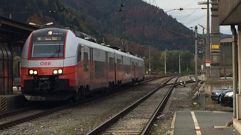 Ab 3. November ist die S-Bahn in Mixnitz das Verkehrsmittel für die Breitenauer Schüler