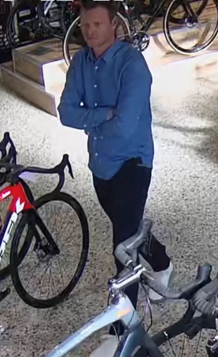 Ein weiteres Fahndungsfoto des Tatverdächtigen