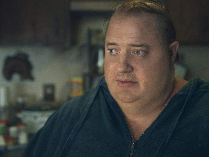 In "The Whale" verkörpert Fraser einen schwer übergewichtigen Mann, der das Verhältnis zu seiner Tochter reparieren möchte