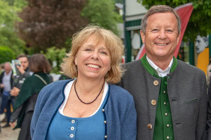 Chef des Steiermark-Tourismus Erich Neuhold mit Begleitung