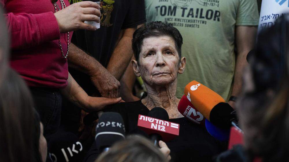 Yocheved Lifshitz (85) einen Tag nach ihrer Freilassung