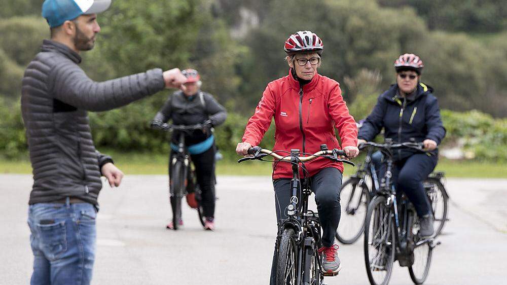 In Oberkärnten werden wieder E-Bike-Kurse für Senioren angeboten.