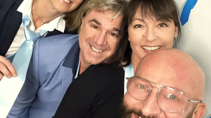 „Mit so einem überwältigenden Erfolg hätten wir nie gerechnet“, zeigt sich Dieter Ferschinger (rechts, mit Birgit Jungwirth, Marc Andrae, Sylvia Baumhackl) begeistert ...