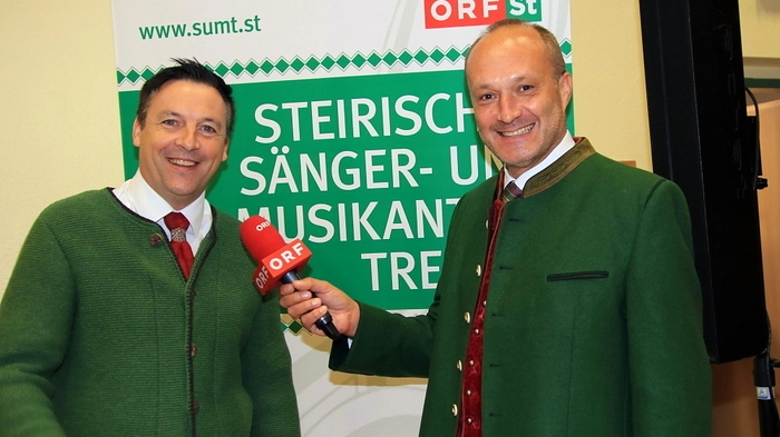 Unter der Moderation von Paul Reicher spielten und sangen sich die Brodjaga Musi, der Stiwoller Dreiklang, das Mißebner Trio sowie das Schneiderwirt Trio in die Herzen der Zuhörer.  
