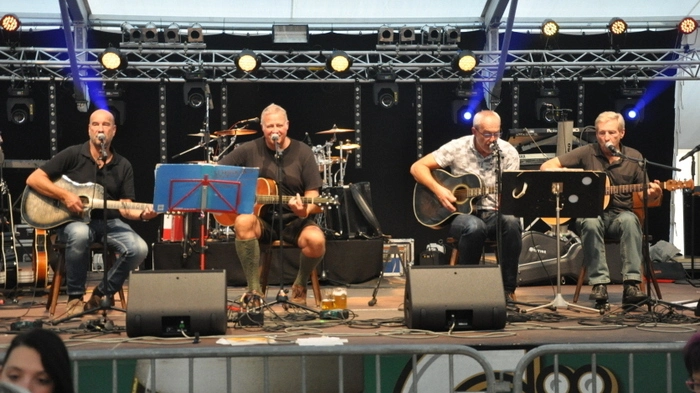 Mit Trucker Andy, der Arno Maier Band und den Grafen war die Stimmung auch am zweiten Tag des Wiesenfests in Leoben bestens.