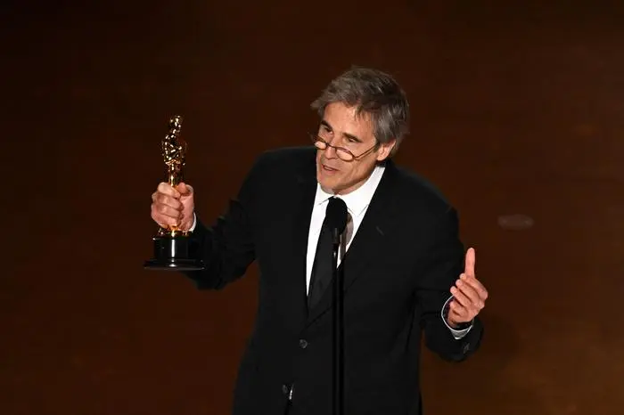 Brazilian director Walter Salles accepts the award for Best International Feature Film for 