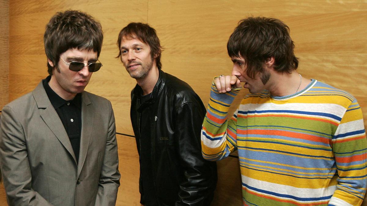 Noel Gallagher (l.) Andy Bell (Mi.) and Liam Gallagher (r.) 