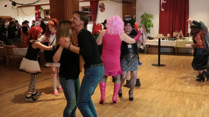 Am Samstag ging der Maskenball des USV Hatzendorf über die Bühne. "Wir danken vor allem der Familie Kraxner für die Zusammenarbeit", so Organisator Dominik Binder.