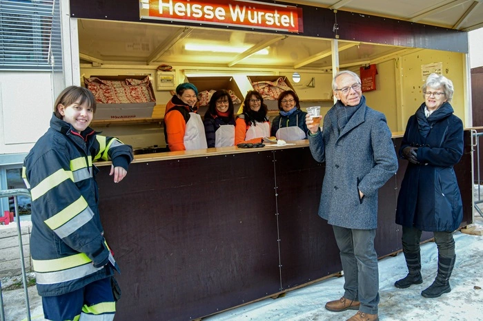 Für das leibliche Wohl war gesorgt. So wurde die Europa-Allee für viele Besucherinnen und Besucher zur Genussmeile ...