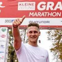 Snowboarder Arvid Auner wird am Sonntag den Marathon bestreiten