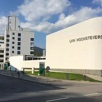 Die allgemeinchirurgische Versorgung wandert ab 1. September vom LKH-Standort Bruck an den LKH-Standort Leoben