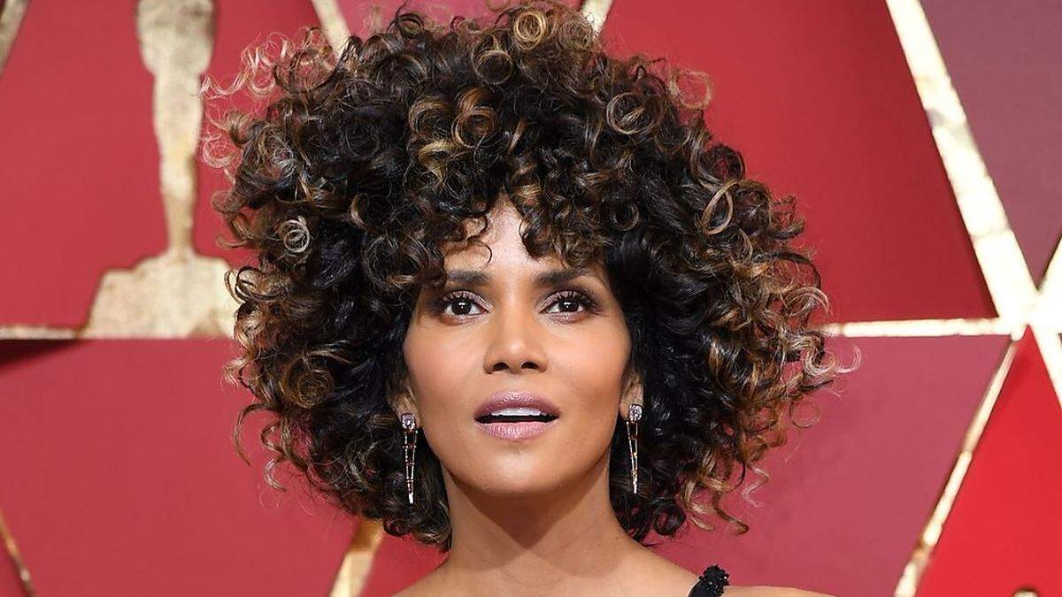 Sie war die erste und bislang erste schwarze Frau, die einen Oscar als beste Hauptdarstellerin gewonnen hat: Halle Berry