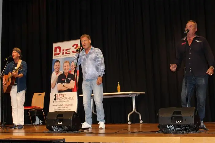 Die 3, St. Johann in der Haide, Harry Kutschera* (Danzer), Herbert Frei (Ambros) und Alexander Klement (Fendrich)