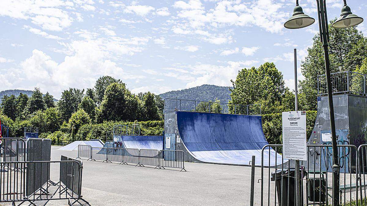 Die Rampen im Skaterpark im Europapark wurden besprüht 