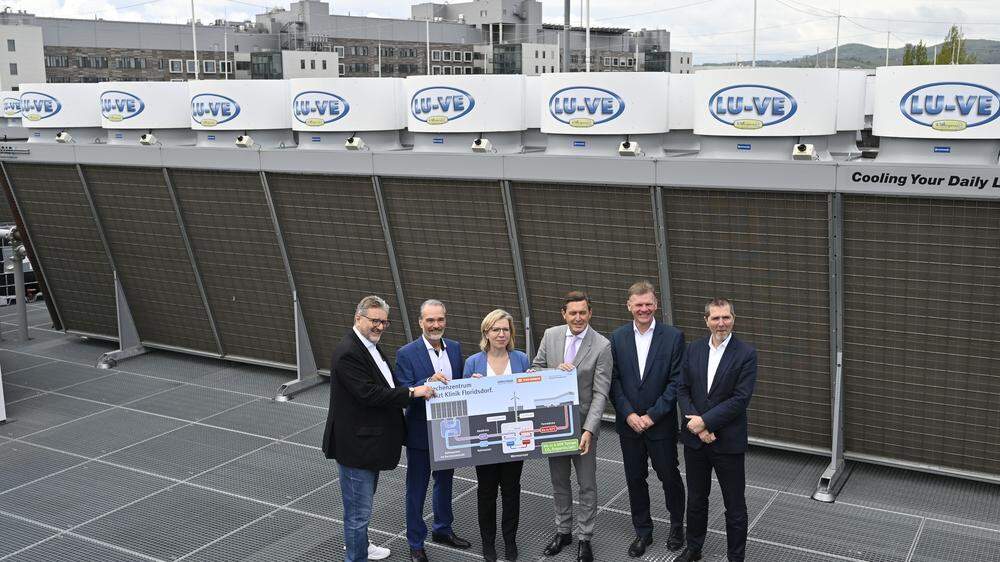 Abwärme-Projekt als Vorzeige-Projekt: Ministerin Leonore Gewessler (Mitte) treibt Energie- und Wärmewende voran