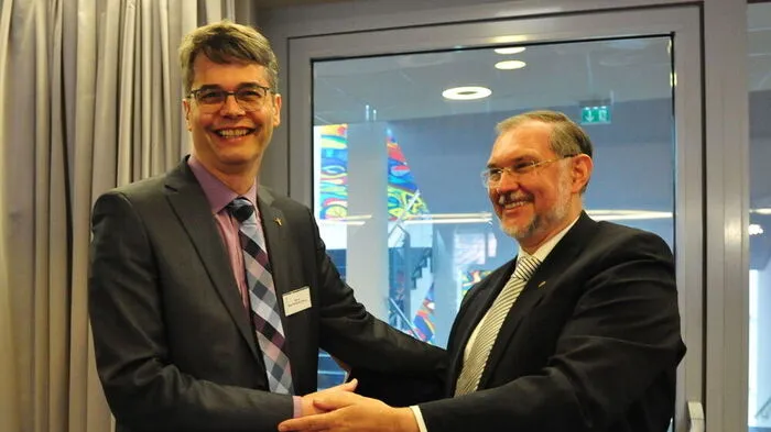 Neuer und alter Superintendent: Wolfgang Rehner und Hermann Miklas