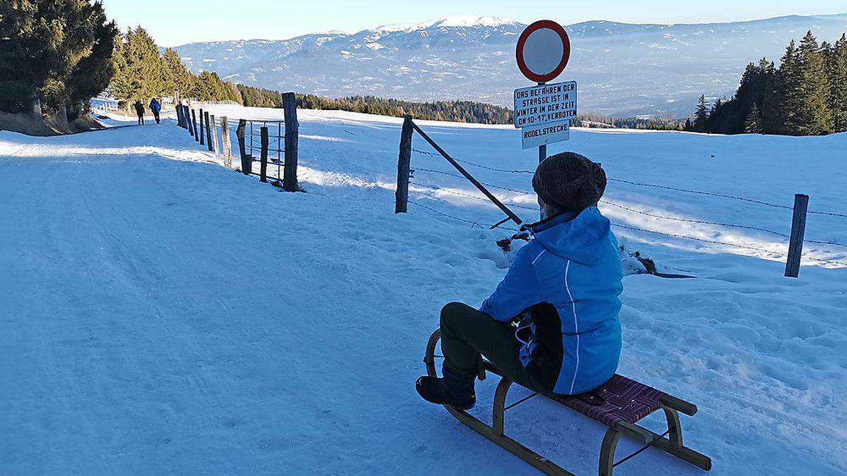 Die Rodelstrecke auf der Saualpe ist beliebt: Von der Zechhütte geht es bergab Richtung Gießlhütte 