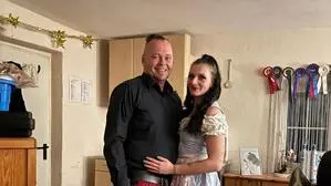 Bauer Markus Lang mit seiner neuen Freundin Chrissi aus Feldbach