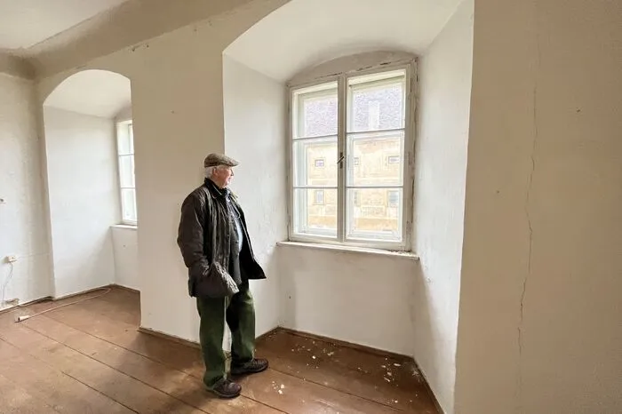Wohnen im Schloss? Wäre hier möglich, es liegt ein fertiges Revitalisierungsprojekt vor.