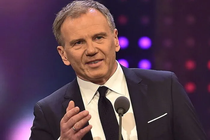 "Mir verschlägt's nicht oft die Sprache - aber dazu fällt mir nichts ein." Der sonst so wortreiche Armin Wolf einmal schmähstad.