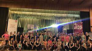 50 Frauen versuchten sich beim ersten Fit-Event in Leoben im neuen Fitnesstrend „Twerken“