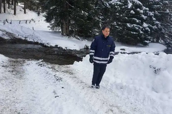 Ebenfalls auf den Weg dorthin machte sich Landeshauptmannstellvertreter Michael Schickhofer, um sich persönlich ein Bild der Lage machen zu können ...