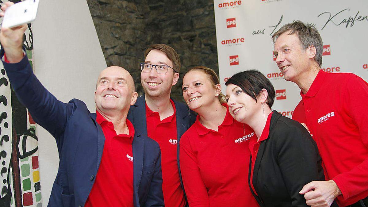 Ein Selfie der SPÖ-Spitze: Helmut Pekler, Mathias Jentner, Jenny Baierl, Melanie Praxmaier und Fritz Kratzer